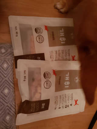 개취 애견간식 닭고기와 아마씨드의 만남 — 5점을 준 리뷰어가 2019년 2월 올린 사용 사진