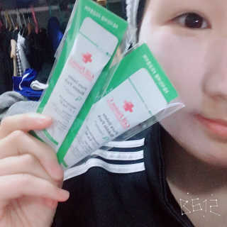셀퓨전씨 트리악 포어 딜리트 버블 팩 — 4.67점을 준 리뷰어가 2018년 4월 올린 사용 사진
