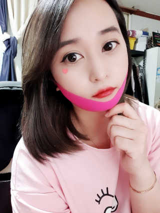 스케덤 펩타이드 리프팅밴드 — 5점을 준 리뷰어가 2019년 2월 올린 사용 사진