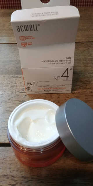 아크웰 아쿠아 클리니티 수분크림 — 5점을 준 리뷰어가 2018년 10월 올린 사용 사진