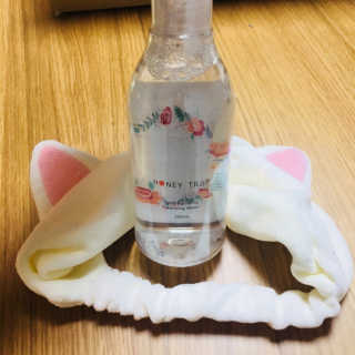 Honey Trap 허니트랩 로즈 퓨리파잉 클렌징 워터+고양이 머리띠 — 5점을 준 리뷰어가 2018년 5월 올린 사용 사진