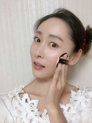 미넴보떼 [조여정쿠션] 아쿠아 GG모이스쳐 쿠션 23호 — 5점을 준 리뷰어가 2019년 6월 올린 사용 사진