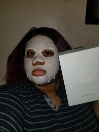 아이뽀 모든 피부 타입을위한 AIPPO Expert Hydrating Mask — 5점을 준 리뷰어가 2018년 3월 올린 사용 사진