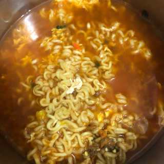 라면 그대로가 제일 맛있는 더엄마라면 — 5점을 준 리뷰어가 2019년 9월 올린 사용 사진