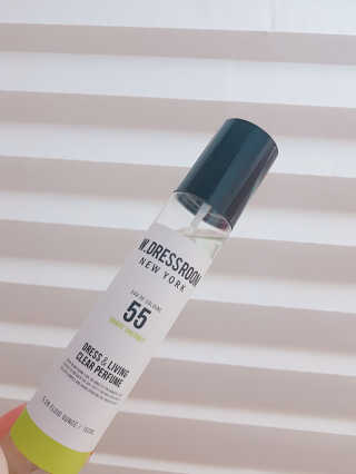 더블유드레스룸 드레스퍼퓸 150ml — 4.33점을 준 리뷰어가 2018년 11월 올린 사용 사진