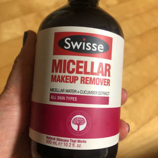 SWISSE 스위스 미셀라 메이크업 리무버 — 5점을 준 리뷰어가 2019년 11월 올린 사용 사진
