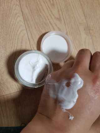 (주)에네스티 [에네스티] 수안수 물광고운 달팽이 크림 50g — 3점을 준 리뷰어가 2020년 3월 올린 사용 사진