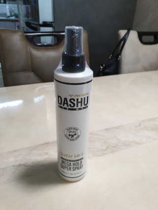 다슈코리아 다슈 포 맨 프리미엄 메가 홀드 슈퍼 스프레이 250ml — 5점을 준 리뷰어가 2019년 3월 올린 사용 사진