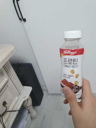 켈로그 프로틴바 멀티팩+프로틴 그래놀라 쉐이크 2종 — 4.5점을 준 리뷰어가 2020년 1월 올린 사용 사진