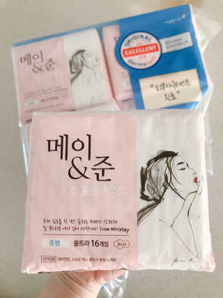 메이앤준 소프트맥스 생리대 — 4.5점을 준 리뷰어가 2019년 4월 올린 사용 사진