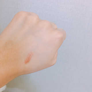 헤이미쉬 데일리즘 코랄릭 스틱 아이 섀도우 — 4.67점을 준 리뷰어가 2018년 3월 올린 사용 사진