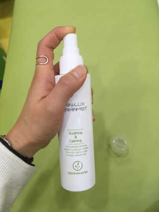 [더마허브] 스킨룩스 더마미스트 150ml — 3.83점을 준 리뷰어가 2018년 3월 올린 사용 사진