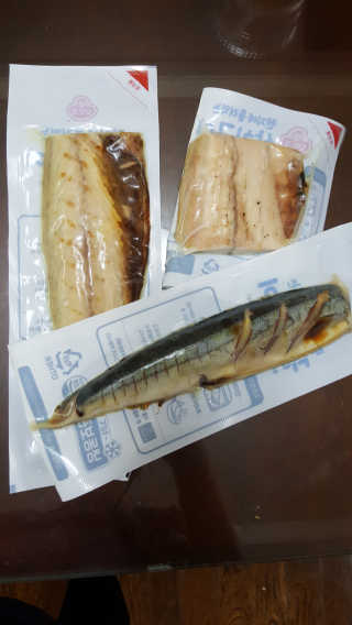 오뚜기 렌지에 돌려먹는 생선구이 3종 — 5점을 준 리뷰어가 2019년 5월 올린 사용 사진