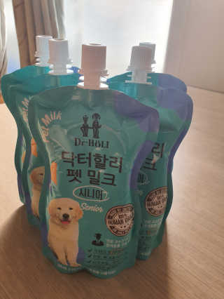 닥터할리펫밀크 8종 — 5점을 준 리뷰어가 2019년 12월 올린 사용 사진