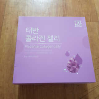 네츄럴굿띵스 태반 콜라겐 젤리 15포 — 5점을 준 리뷰어가 2018년 12월 올린 사용 사진