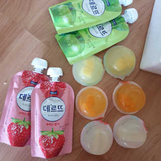 데르뜨 떠먹는 과일 3종, 짜먹는 과일 2종 총 10개 체험 — 5점을 준 리뷰어가 2020년 3월 올린 사용 사진