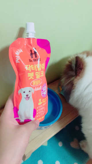 닥터할리펫밀크 8종 — 5점을 준 리뷰어가 2018년 10월 올린 사용 사진