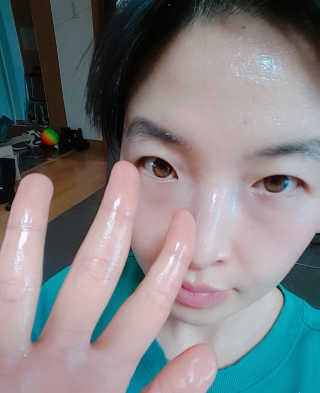 오그도아 수퍼 딥 클렌징 스무디 밤 — 5점을 준 리뷰어가 2020년 2월 올린 사용 사진