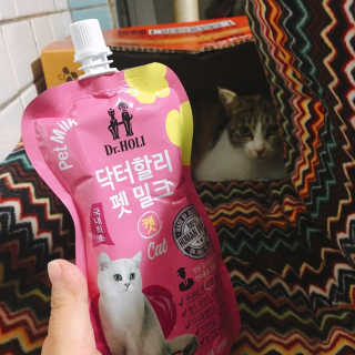 닥터할리펫밀크 8종 — 5점을 준 리뷰어가 2018년 10월 올린 사용 사진