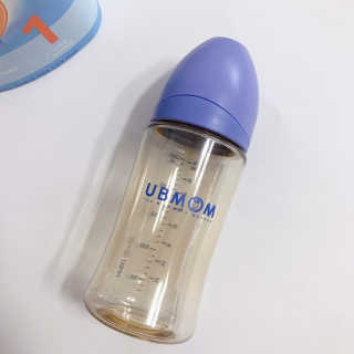 유비맘 PPSU 젖병 노꼭지_260ml_컬러 랜덤 발송 — 5점을 준 리뷰어가 2020년 3월 올린 사용 사진