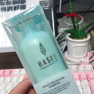 셀리본 하수오 내츄럴 프리벤션 탈모관리 샴푸 300ml — 4.5점을 준 리뷰어가 2019년 11월 올린 사용 사진