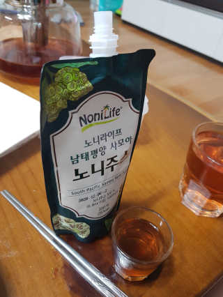 장수농가 남태평양 사모아 노니 원액 1L or 200mlx10팩 중 택 1 — 5점을 준 리뷰어가 2019년 1월 올린 사용 사진