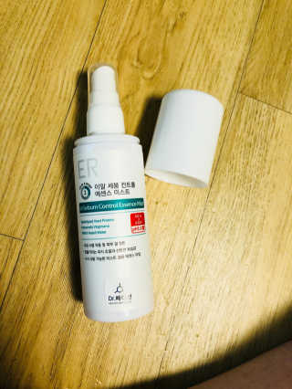 Dr.메디션 이알세붐컨트롤 에센스미스트 [피지조절] — 4점을 준 리뷰어가 2018년 8월 올린 사용 사진