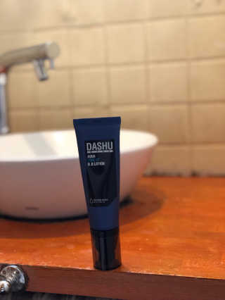 다슈코리아 다슈 맨즈 톤 업 비비로션 40ml — 4점을 준 리뷰어가 2018년 5월 올린 사용 사진