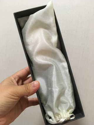 Antique Alive  두피마사지 원목 나전칠기 헤어브러쉬 — 5점을 준 리뷰어가 2018년 7월 올린 사용 사진