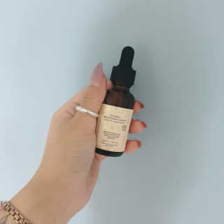 [스킨큐어] 산다화 비타민C 화이트닝 에센스 30ml — 4점을 준 리뷰어가 2019년 7월 올린 사용 사진