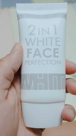 피움 스킨바리스타 2in1 화이트 페이스 퍼펙션 50ml — 5점을 준 리뷰어가 2019년 6월 올린 사용 사진