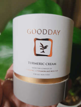 GoodDay Skincare GoodDay 강황크림 50g — 5점을 준 리뷰어가 2020년 1월 올린 사용 사진