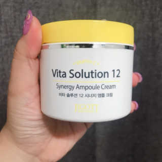 지고트 비타솔루션12 시너지 앰플 크림 100ml — 5점을 준 리뷰어가 2019년 7월 올린 사용 사진