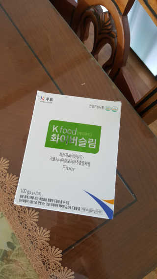 두루원 똥기사의 Kfood 화이버슬림 — 3.67점을 준 리뷰어가 2018년 7월 올린 사용 사진