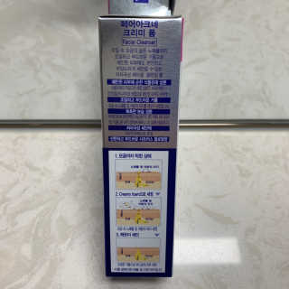 페어아크네 크리미폼 페어아크네 크리미 폼 — 4.5점을 준 리뷰어가 2019년 7월 올린 사용 사진