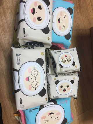 달곰이 물티슈 — 5점을 준 리뷰어가 2017년 10월 올린 사용 사진