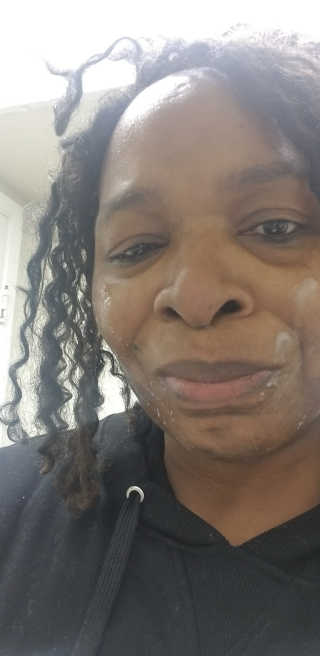 [마더메이드]엑스폴리에이팅 아쿠아필링젤 w. 그린티_E — 5점을 준 리뷰어가 2019년 10월 올린 사용 사진