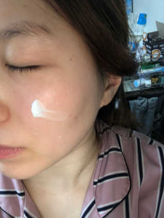 셀라피 에이리페어플러스크림 — 4.33점을 준 리뷰어가 2018년 4월 올린 사용 사진