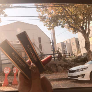 [블랙루즈] 에어 핏 벨벳 틴트5 1+1 — 5점을 준 리뷰어가 2019년 11월 올린 사용 사진