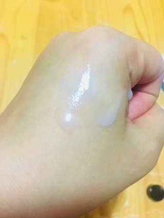 이솔화장품 이솔 세범 리스 포어 토너 200ml — 3.5점을 준 리뷰어가 2018년 8월 올린 사용 사진