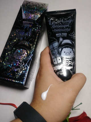 엘리자베카 Elizavecca  LongoLongo Gronique Diamond Mask Pack — 1.67점을 준 리뷰어가 2018년 6월 올린 사용 사진