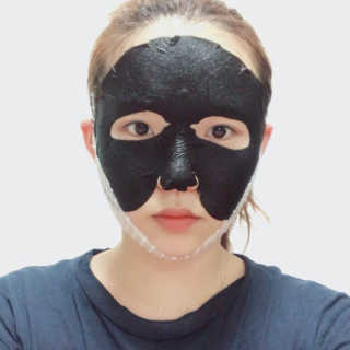23years old 아큐페어 쁘띠 마스크 (5장) — 3.67점을 준 리뷰어가 2017년 6월 올린 사용 사진