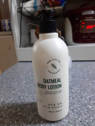 (주)에네스티 내추럴 촉촉  오트밀 바디로션 500ml — 5점을 준 리뷰어가 2019년 9월 올린 사용 사진
