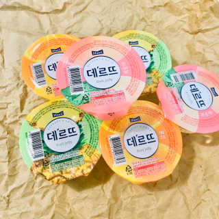 데르뜨 떠먹는 과일 3종, 짜먹는 과일 2종 총 10개 체험 — 4점을 준 리뷰어가 2020년 3월 올린 사용 사진