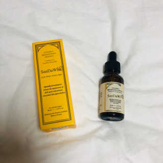 [스킨큐어] 산다화 비타민C 화이트닝 에센스 30ml — 5점을 준 리뷰어가 2019년 6월 올린 사용 사진