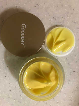 GoodDay Skincare GoodDay 강황 크림 — 4.5점을 준 리뷰어가 2019년 5월 올린 사용 사진