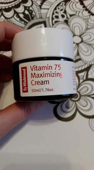 바이 위시트랜드 VITAMIN 75 CREAM — 5점을 준 리뷰어가 2017년 11월 올린 사용 사진