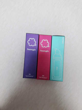 폼글 I foamgle [폼글] 거품가글 50ml 3종 - 민트, 라벤더, 라즈베리 — 5점을 준 리뷰어가 2019년 12월 올린 사용 사진