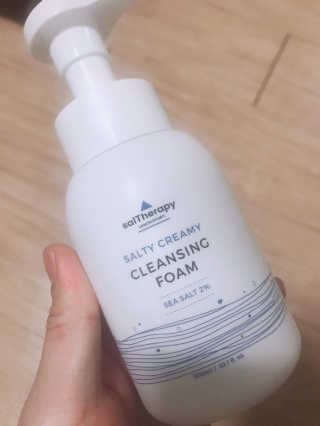 솔테라피 솔티 크리미 클렌징폼 300ml — 4.5점을 준 리뷰어가 2019년 4월 올린 사용 사진