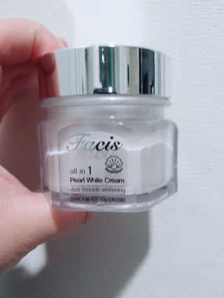 파시스 올인원 진주 화이트닝 크림 100ml — 5점을 준 리뷰어가 2018년 11월 올린 사용 사진
